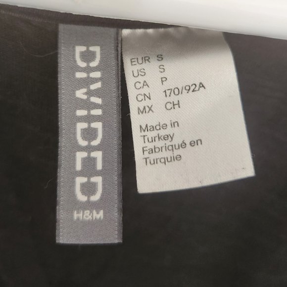 H&M Unisex Ribcage Skeleton Skater Tank Men's Size Small - Picture 4 of 4